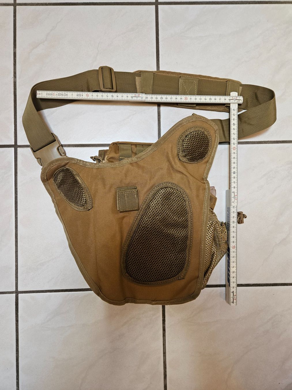 Taschen: Umhängetasche / Multifunktionstasche Outdoor – Neu (gemäss Beschreibung) aus Münchwilen AG von pel_y9jx 1