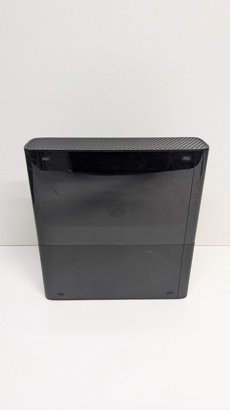 Microsoft Konsolen: Microsoft Xbox 360 E Konsole, 460 GB – Gebraucht aus Menziken von mame18 4