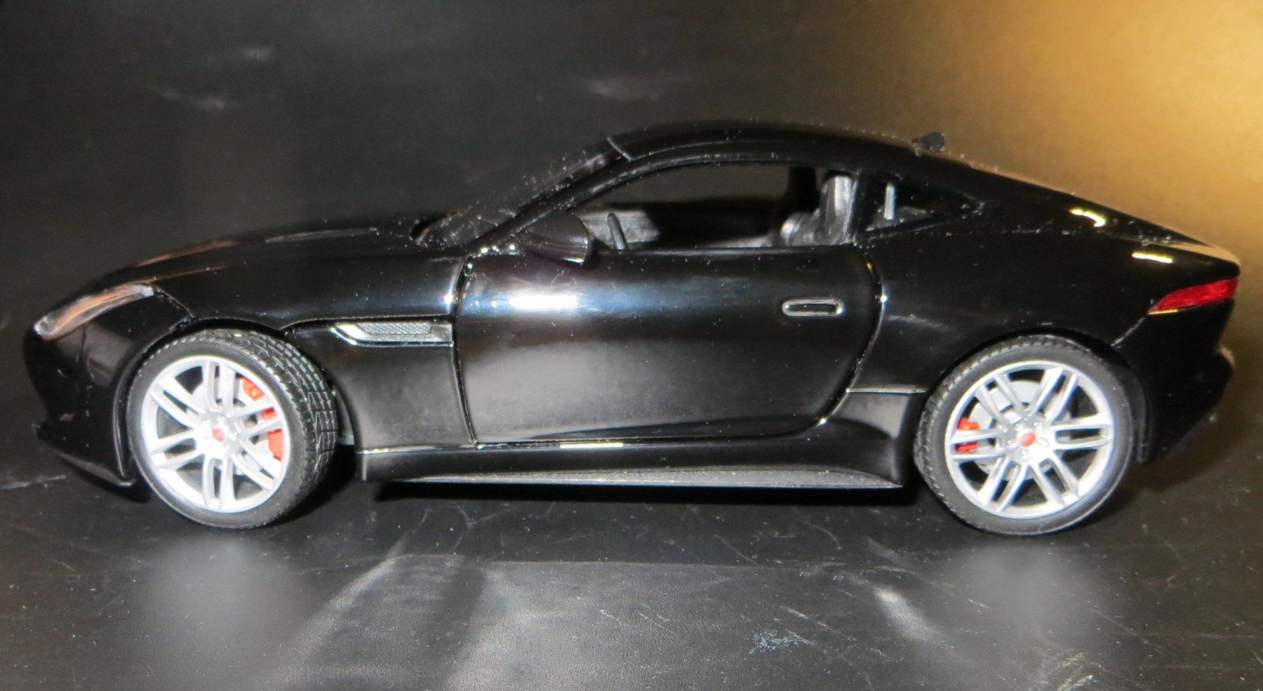 Welly Modellini d'auto: Jaguar F-Type – Usato da Herisau venduto da Simonalb 2