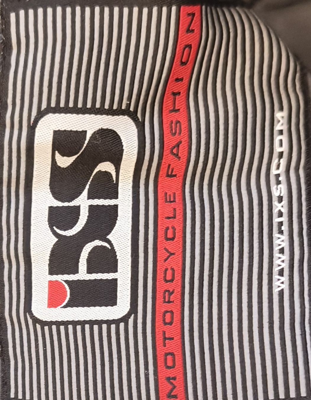 IXS Lotti di vestiti: IXS Motorrad Kombi Grösse L – Usato da Diegten venduto da Fabi1982 2