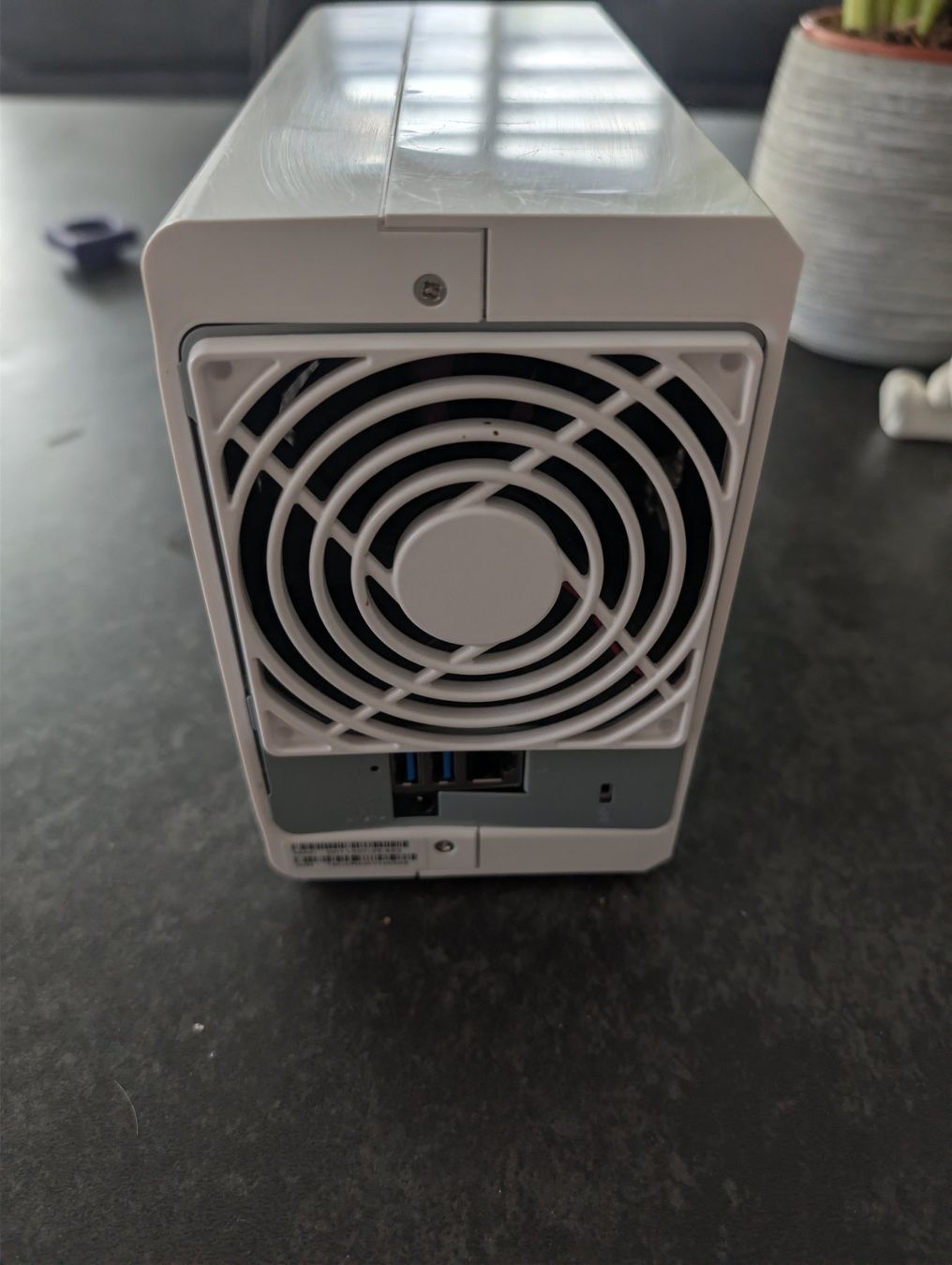 Synology Serveurs: Synology DS220j – D'occasion à Froideville par ovr_fzr9 2