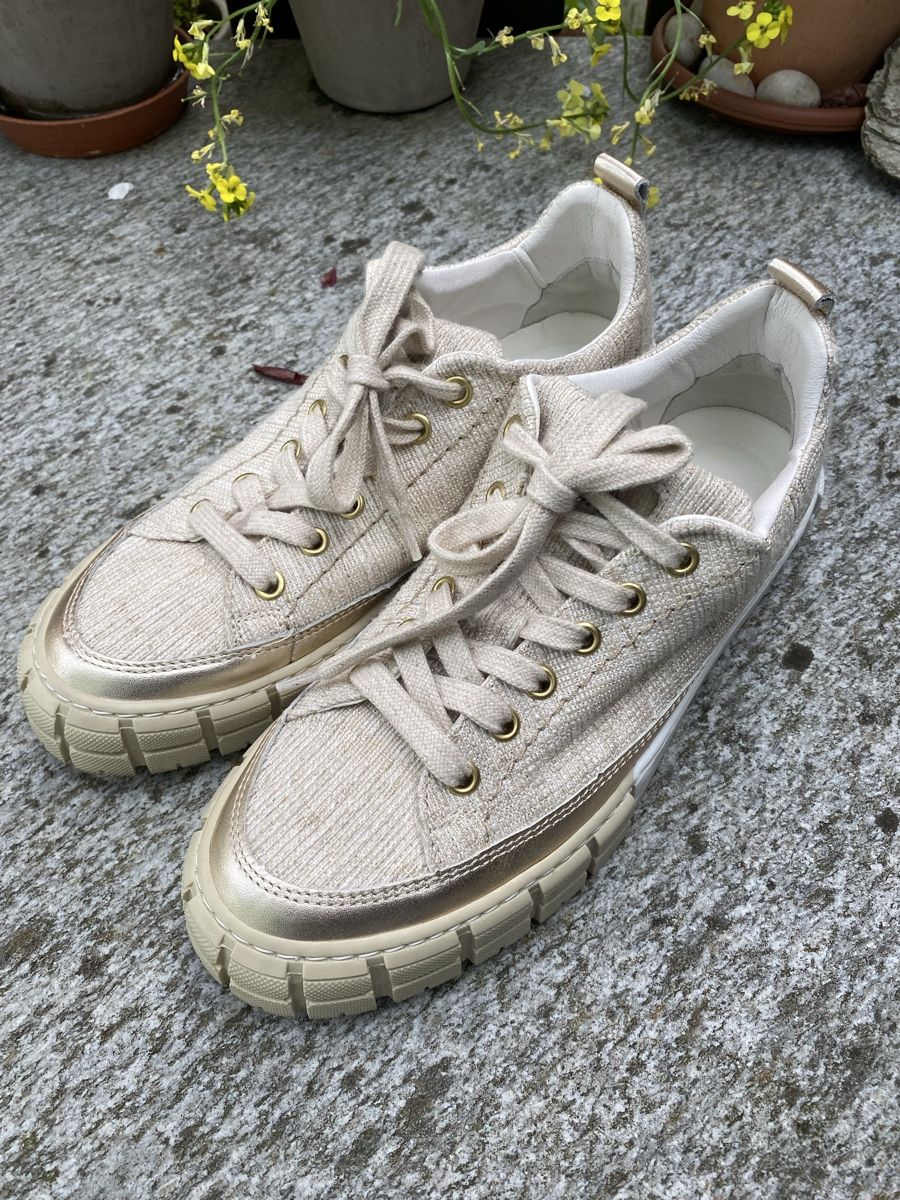 Scarpe da donna: BullBoxer Sneakers, 39 – Usato da Maur venduto da Noblina 1