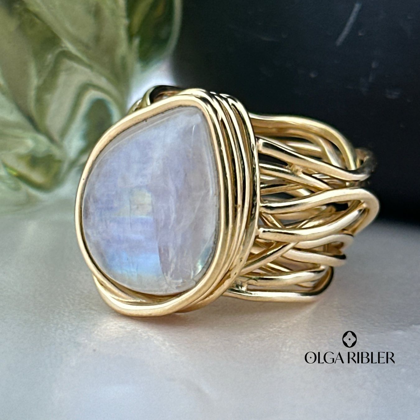 Olga Ribler Anelli: Spaghetti-Ring mit  Regenbogen-Mondstein Gr 57 – Nuovo (secondo la descrizione) da Luzern venduto da Schmuckoutlet 5