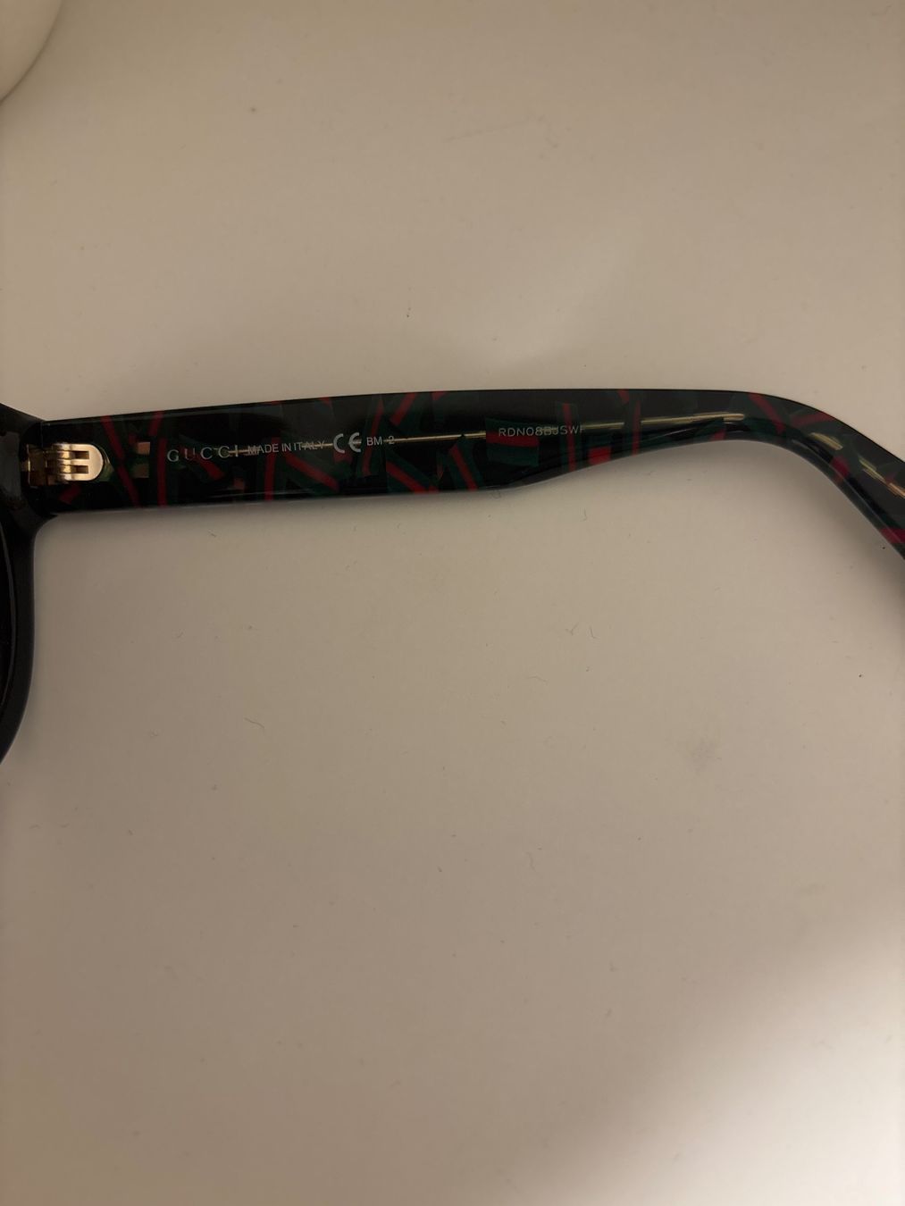 Gucci Occhiali & Lenti: Gucci Sonnenbrille mit Etui – Usato da Winterthur venduto da ag8m8 4