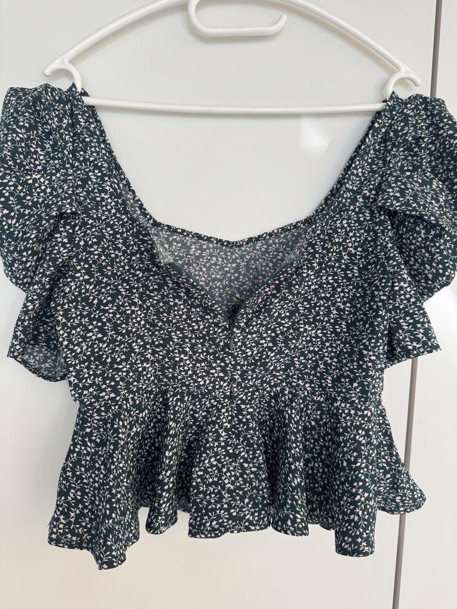 Top: Sommer Bluse mit Blumenmuster XS-S – Nuovo (secondo la descrizione) da zürich venduto da Bailey17 1