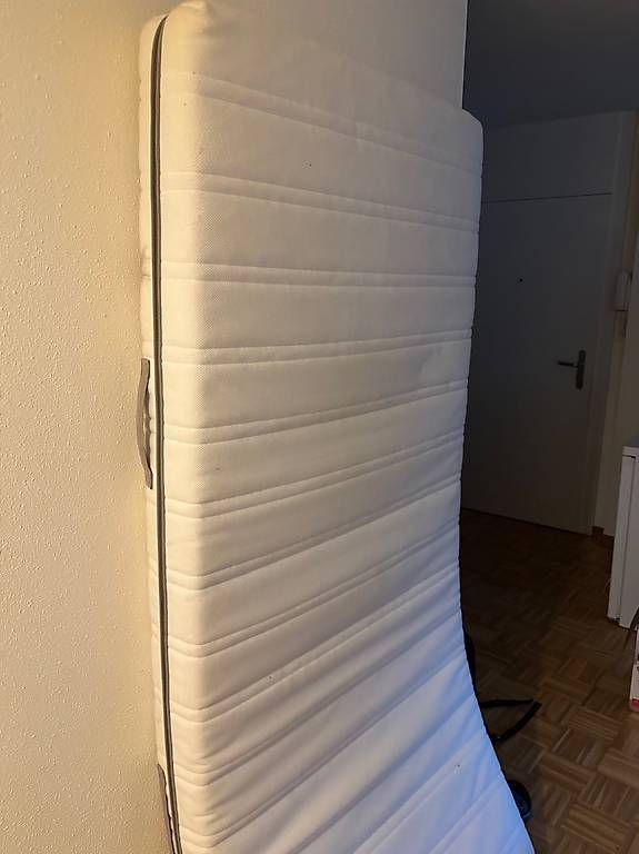 Matelas: Petit Matelas Ikea – D'occasion à Ecublens VD par kel_z6wk