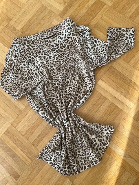 Marc Cain T-Shirts: "Marccain" Leo-Shirt Gr. N 2 = 36 – Neu (gemäss Beschreibung) aus Walenstadt von ricamul 7
