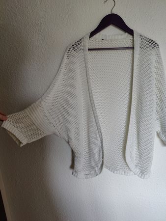 Weisser Strick Cardigan - luftig & leicht 🌀