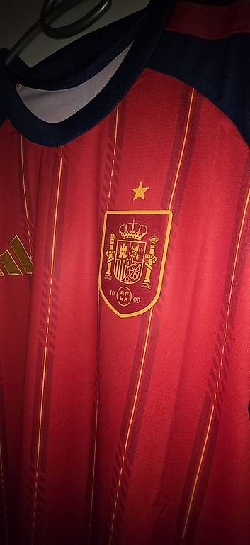 Canottiere & Pantaloni: Maillot d'équipe d'Espagne L – Usato da Petit-Lancy venduto da zesmile 4
