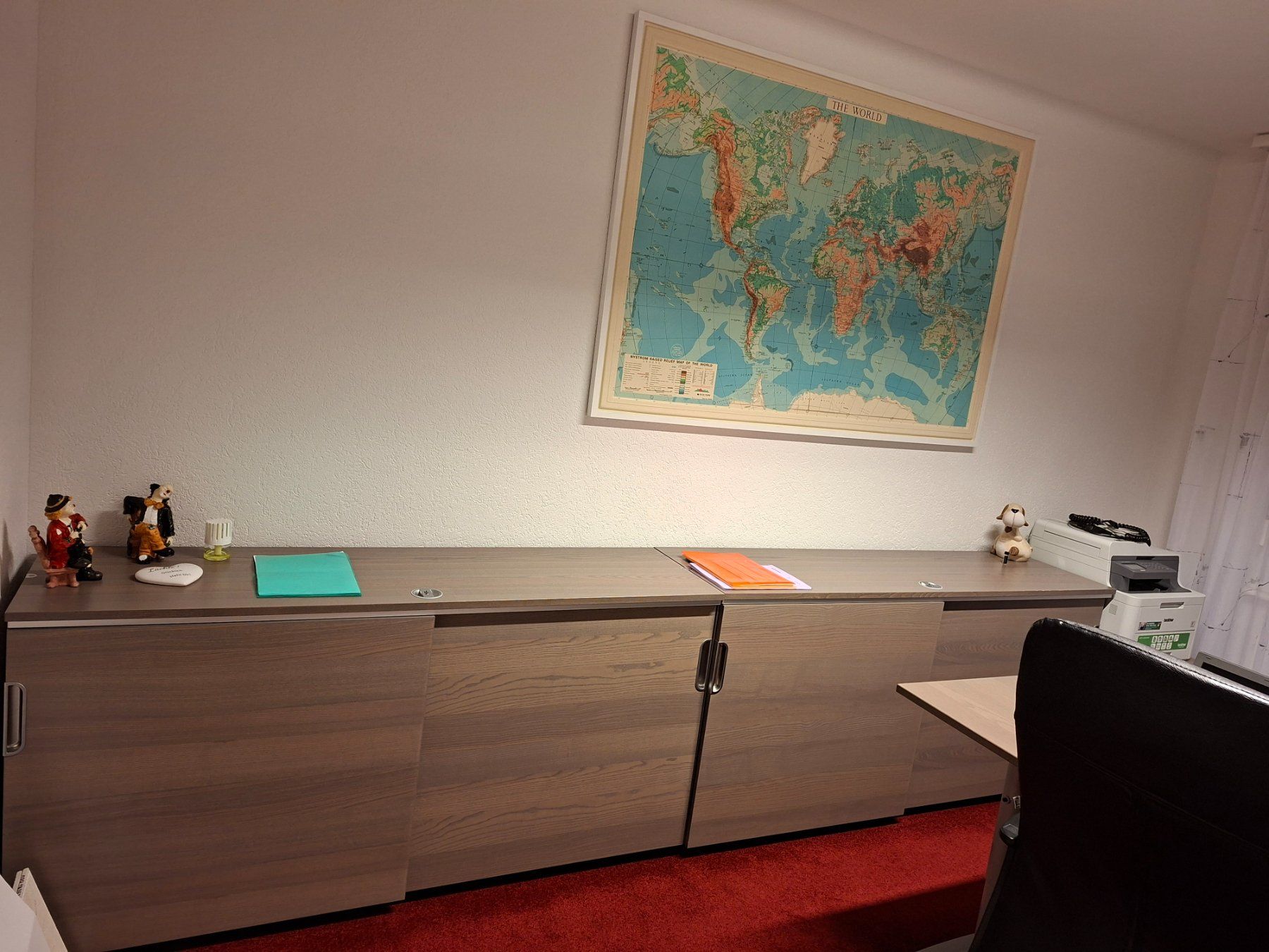 Bureaux: Komplette Büromöbel Einrichtung – D'occasion à Schwarzenbach SG par mel_s6jj 8