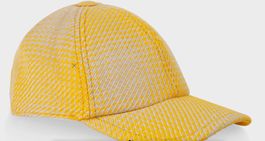 Marccain Modische Cap  runder Form und klassischem Schild N3