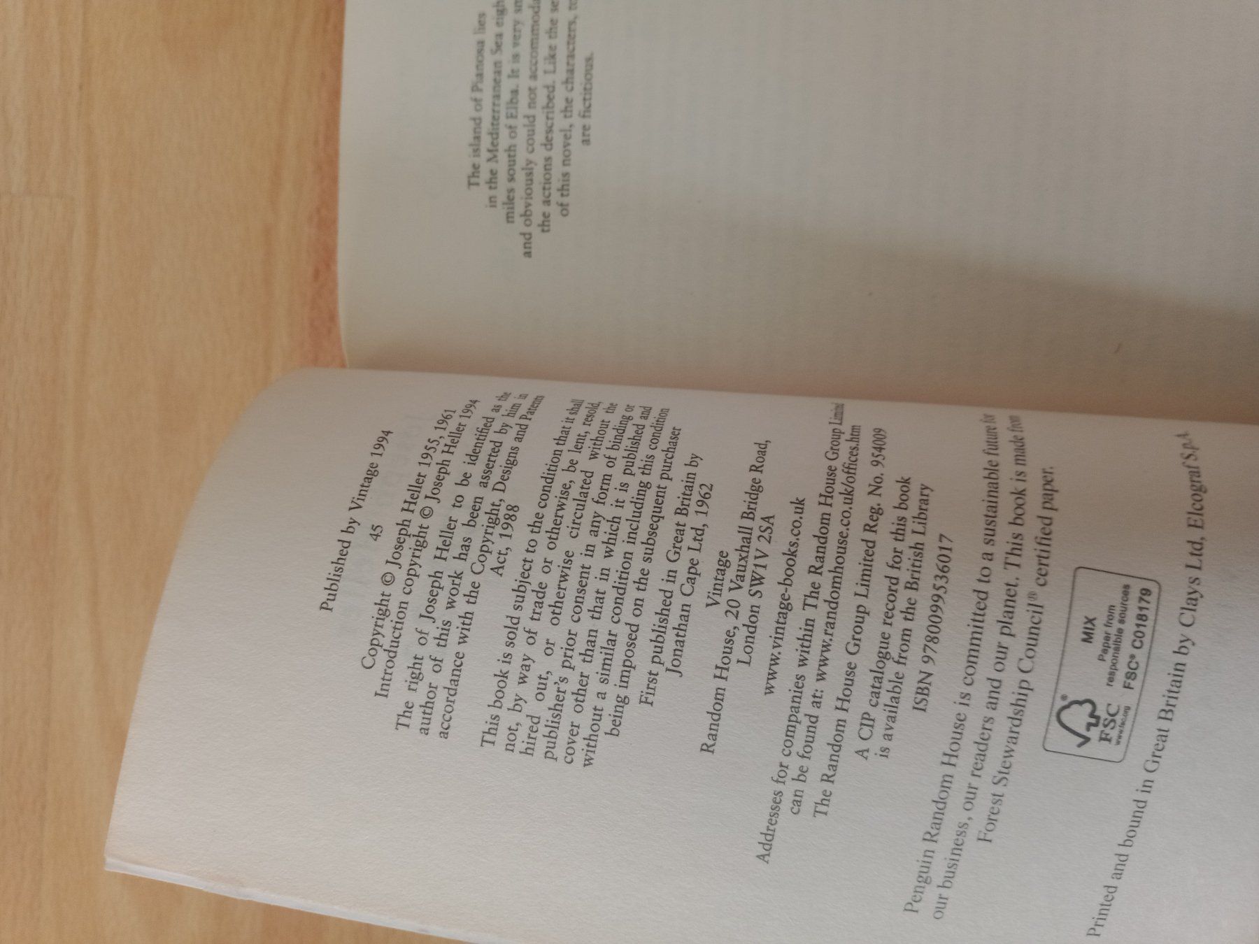 Livres: Joseph Heller Catch-22 Catch 22 classic fiction – D'occasion à Wangen b. Olten par EmilythestrangeX 5