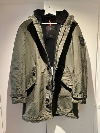 Parka Strellson Swiss Cross édition limitée 