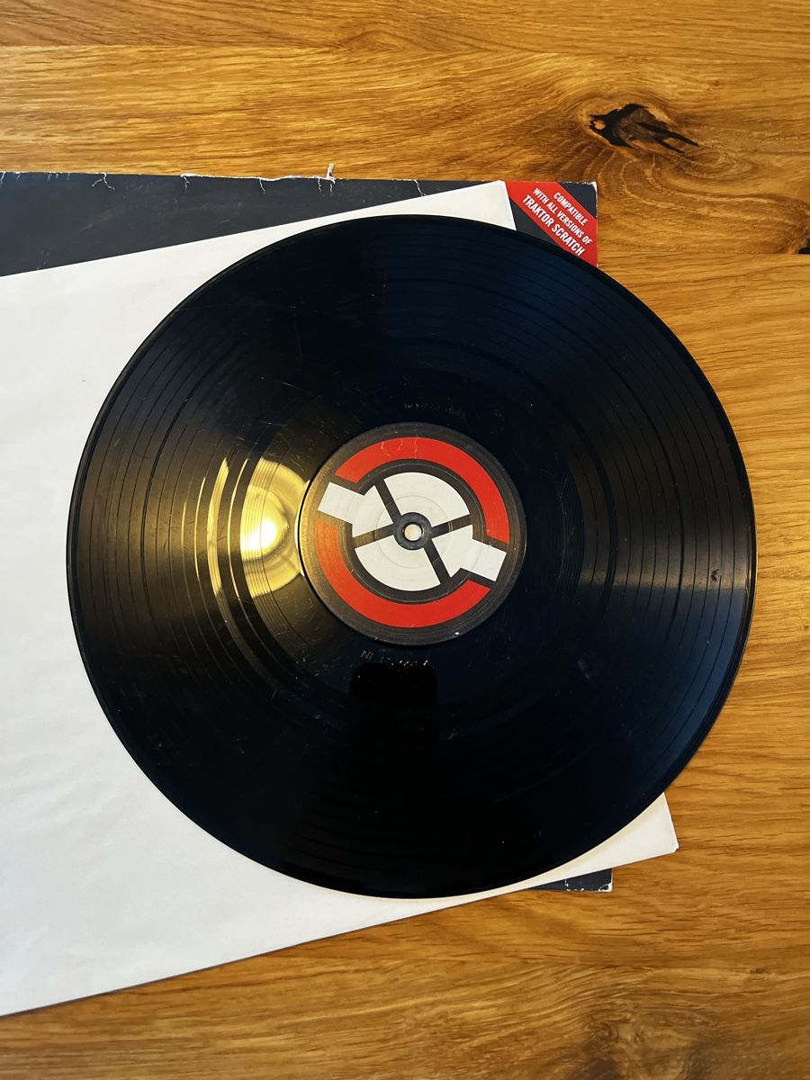 Schallplatten: Traktor Scratch Vinyl 1 Stk. – Gebraucht aus Pfäffikon ZH von Restore-Me 2
