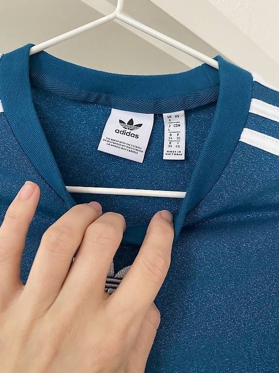 Adidas T-Shirts: Adidas Tshirt Glitzer Blau Türkis – Gebraucht aus Bern von n-dine 1