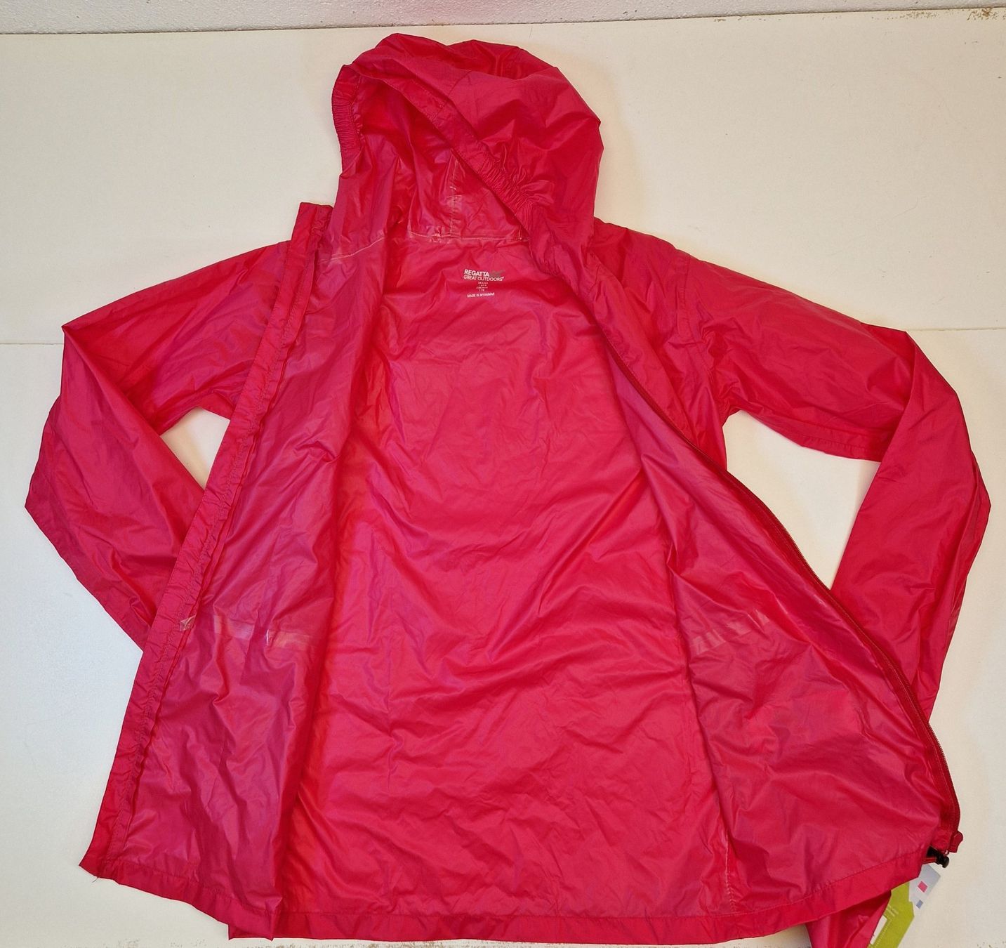 Jacken & Mäntel: Regatta Mädchen Kid Pack It Regenjacke III - Grösse 176 – Neu und originalverpackt aus Braunau von Brand-Store 9