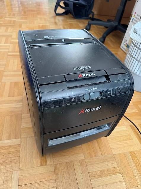 Rexel Distruggi documenti: Aktenvernichter - Rexel 60x – Usato da Zürich venduto da kanausonric