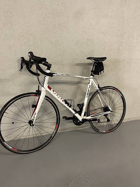 Giant Biciclette: Giant Defy – Usato da St-Sulpice VD venduto da bor_wtr2