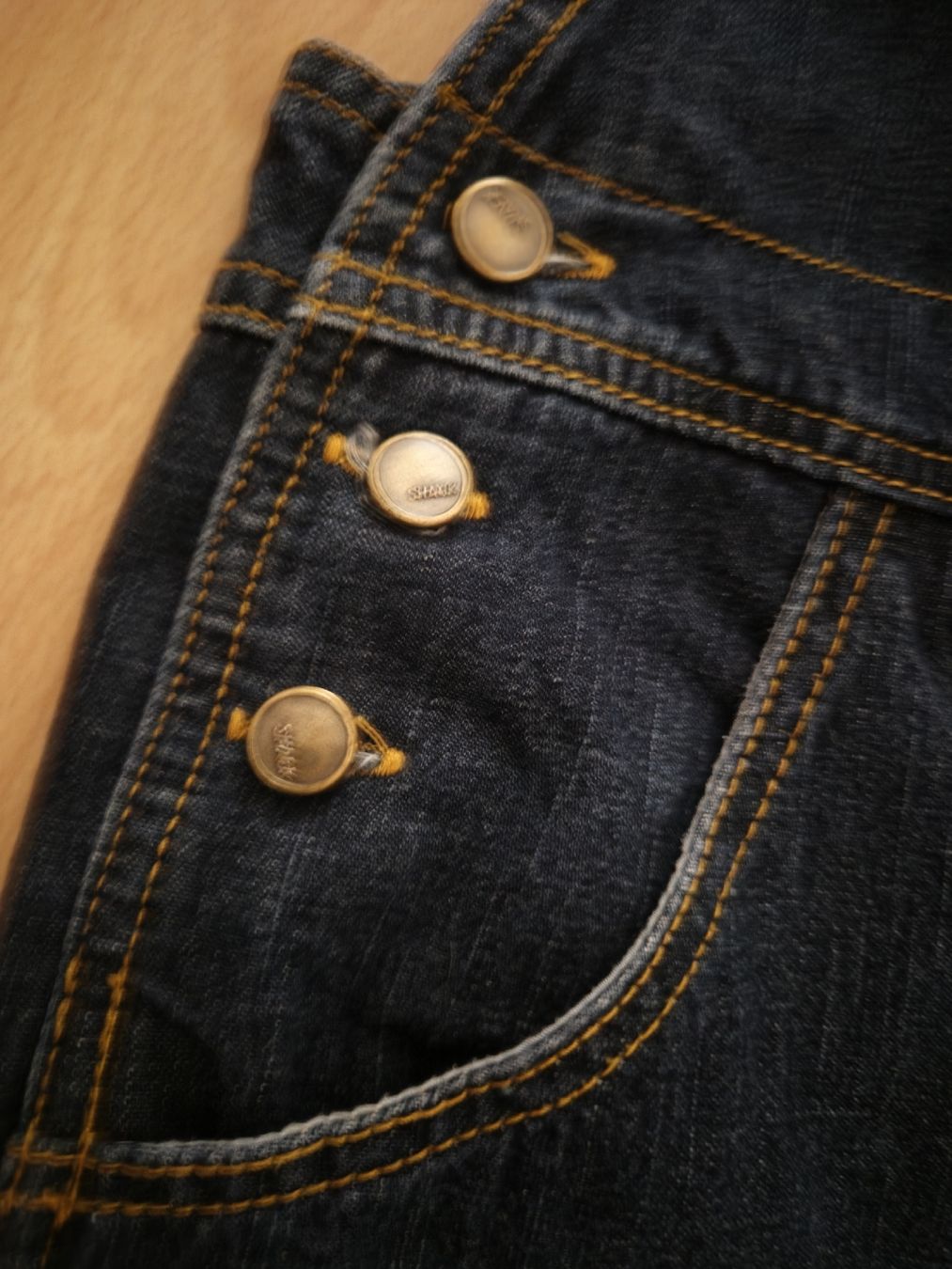 Pantaloni: Latzhose denim KAMOLWAN Grösse L gebraucht.  – Usato da Mumpf venduto da Fabis_Shop 1