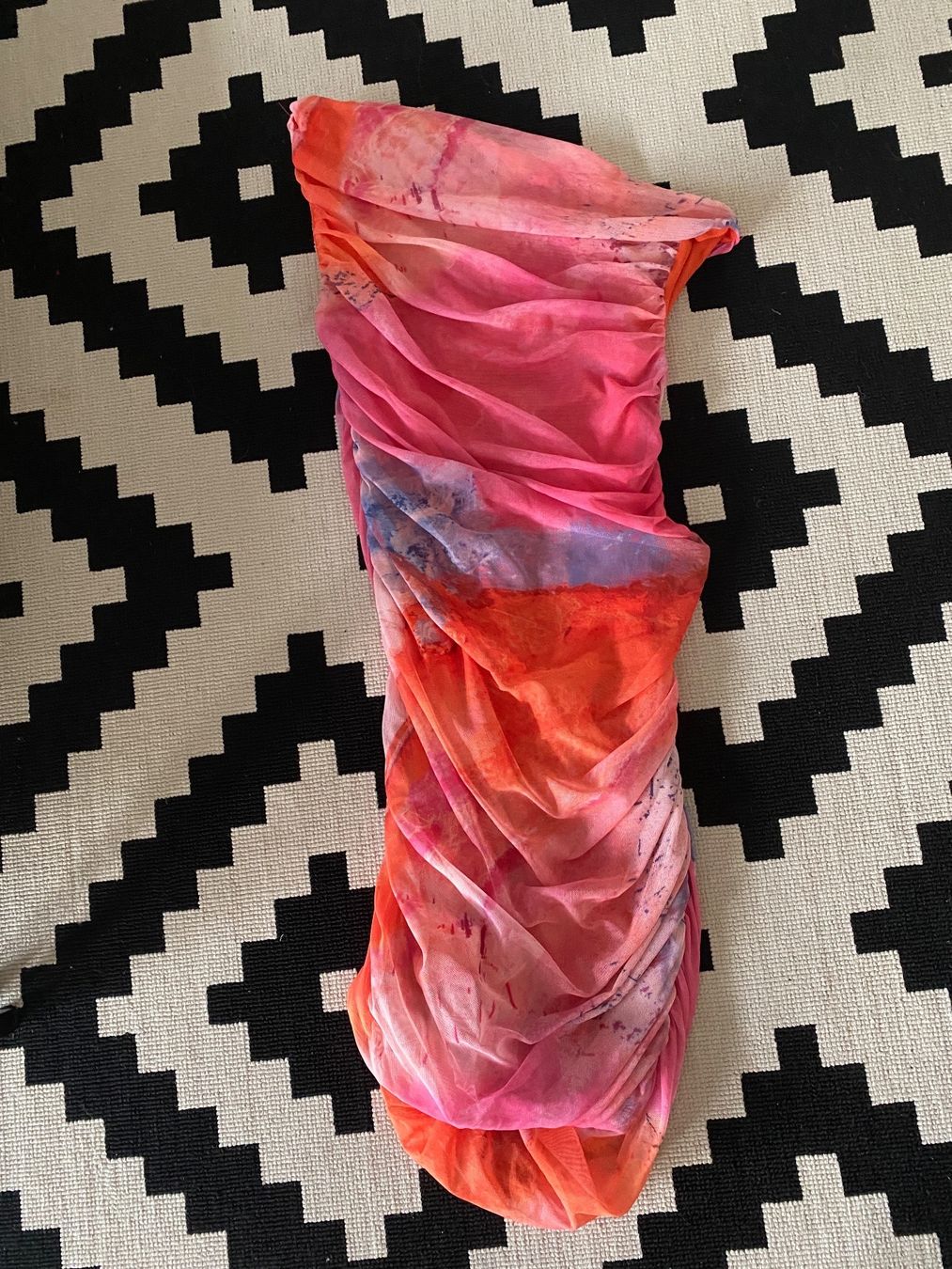 Robes: Asymmetrisches Kleid Grösse S – D'occasion à Neuenhof par UrbanBags 2