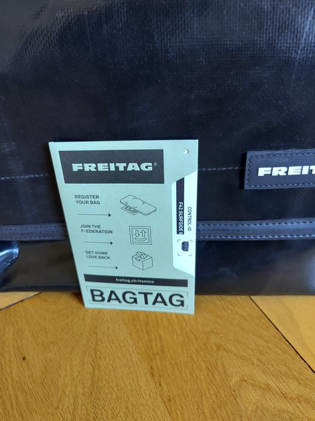 Freitag Borse: Tasche Freitag F42 surfside Schwarz uni – Usato da Bern venduto da giebi 3