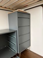 Moderne Nordic Design-Schminkkommode (Neupreis: CHF 900.-)