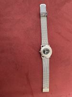 Quartz Damenarmbanduhr neu