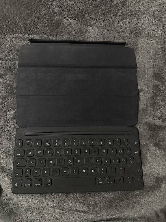 Apple Tastiere: iPad Smart Keyboard – Usato da Aigle venduto da Saracristiana 2