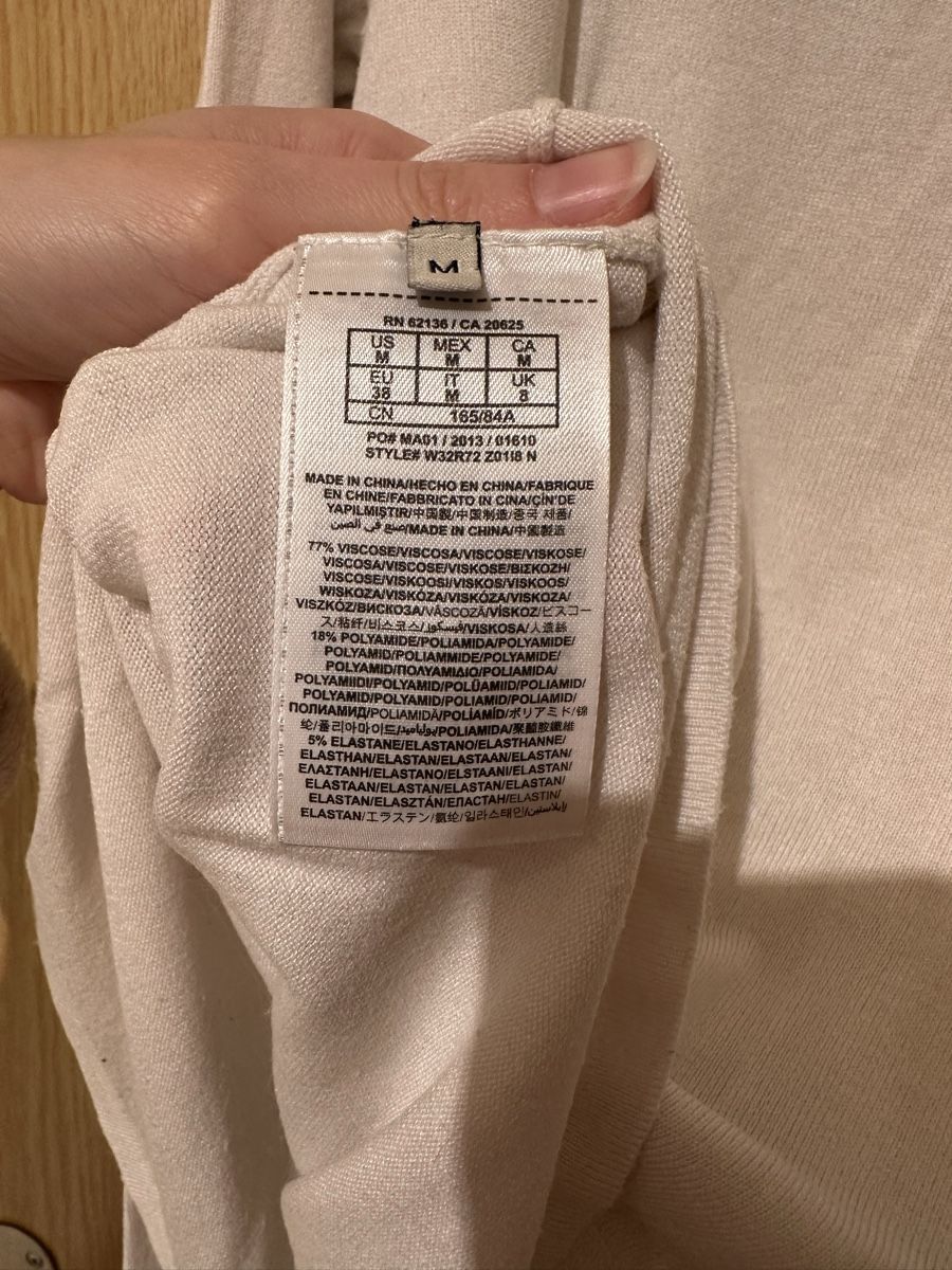 Guess Maglioni & Felpe: Pullover 3/4 arme Guess M – Usato da Gordola venduto da EleSecondHand-TCG 7