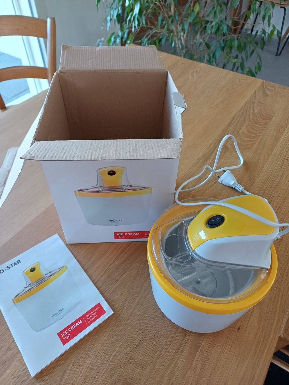Mio Star Appareils de cuisine: Sorbetière / Eismaschine – D'occasion à Giffers par stephaniew03