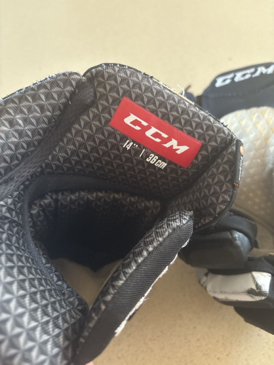 Autres accessoires hommes: CCM FT1 Eishockey Handschuhe 14" – D'occasion à Liebefeld par Rugenparkson 2