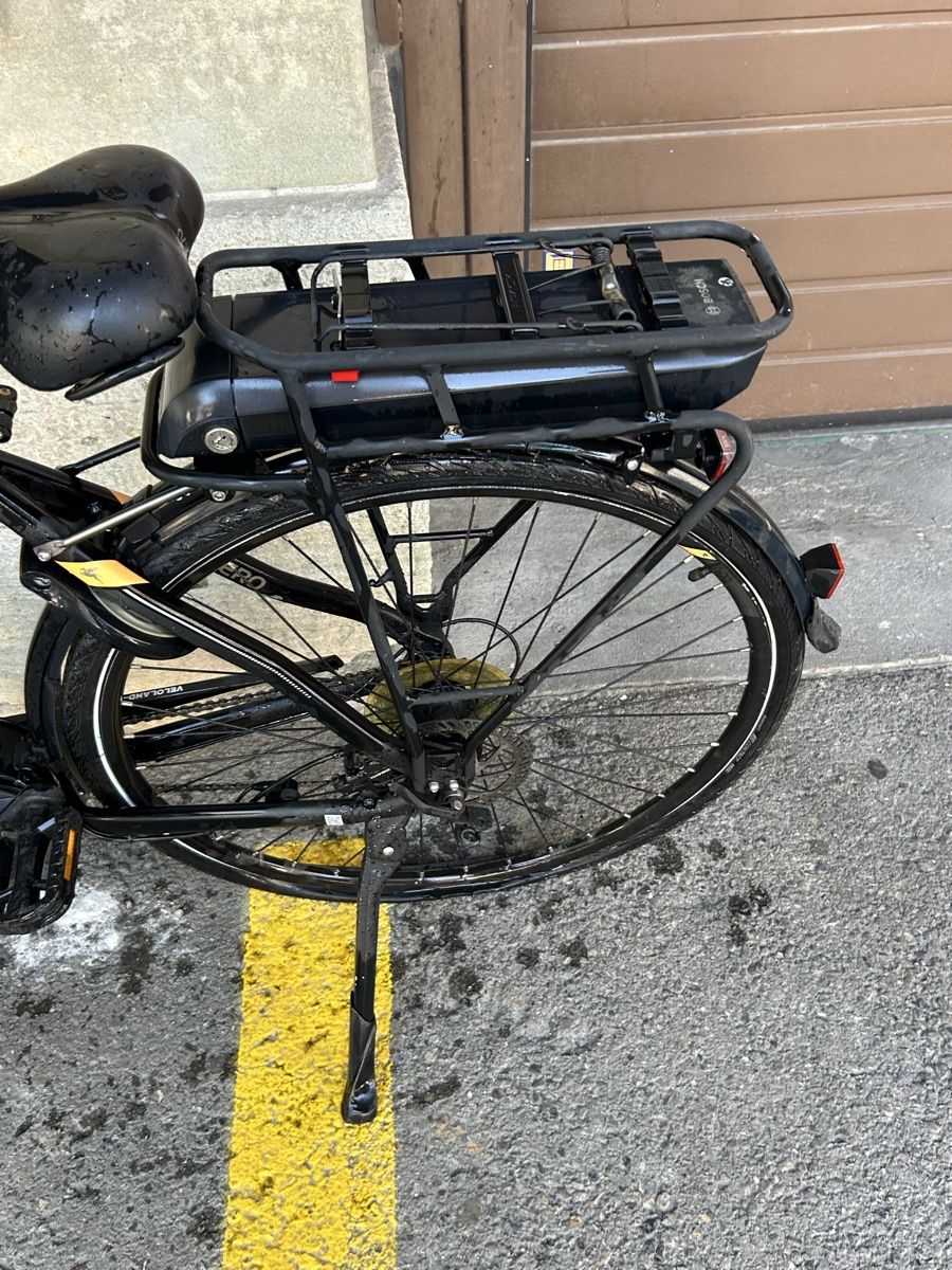 Bosch Velos: Vélo électrique Pegasus Solero 50, noir, Bosch Performance L – Gebraucht aus Thierrens von Bigla 9