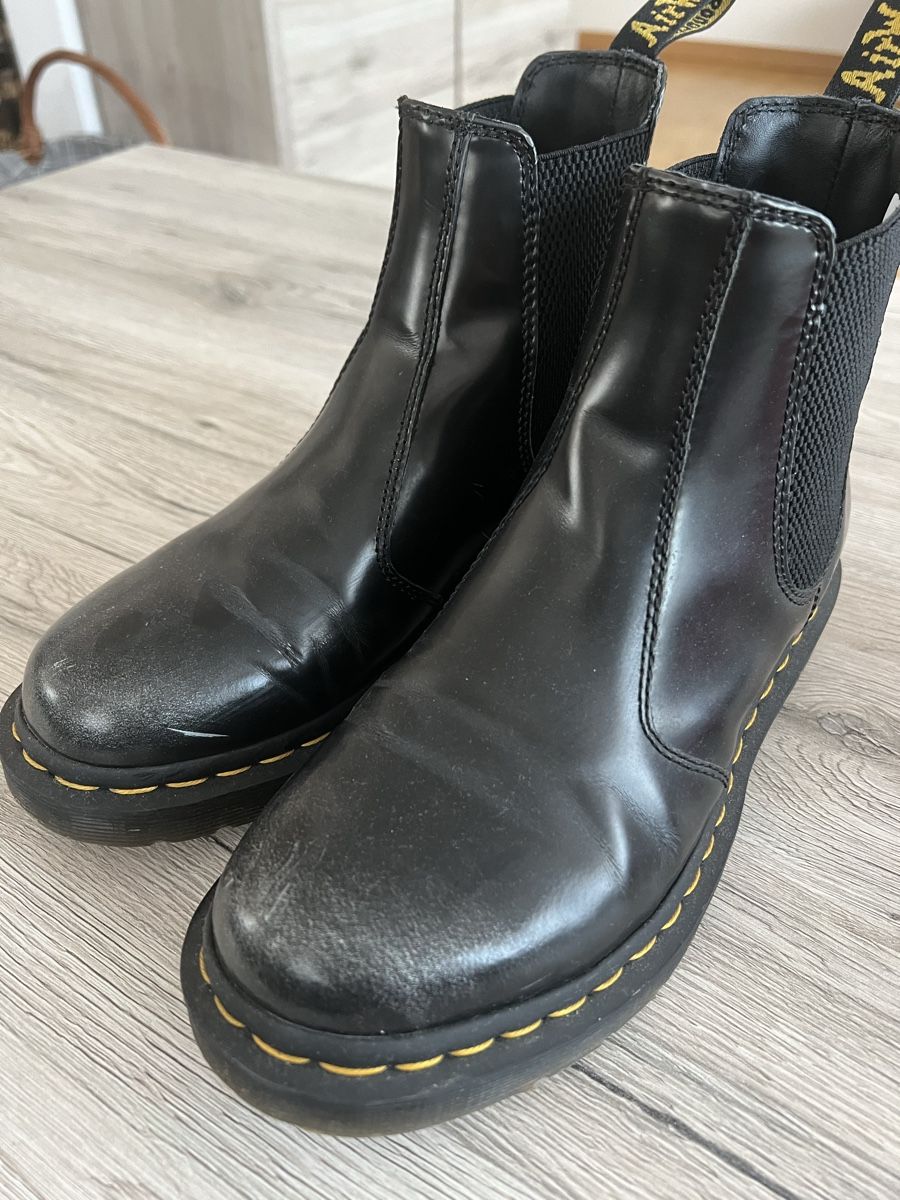 Dr. Martens Damenschuhe: Boots Dr. Martens – Gebraucht aus Bülach von Isles