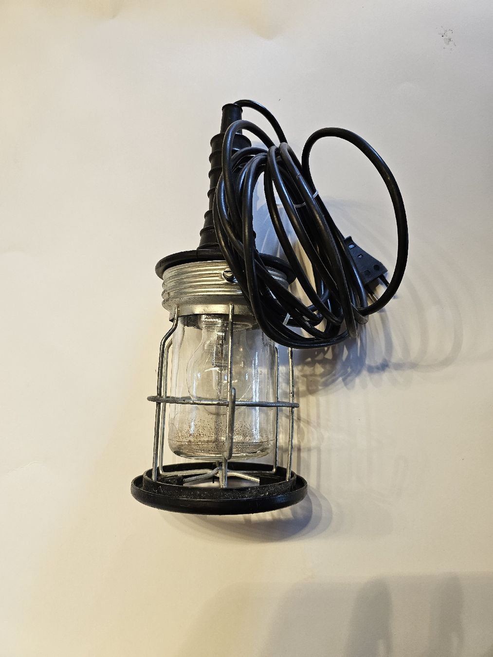 Lampade: Stalllampe mit 5m Kabel – Usato da Meisterschwanden venduto da Hummer21 2