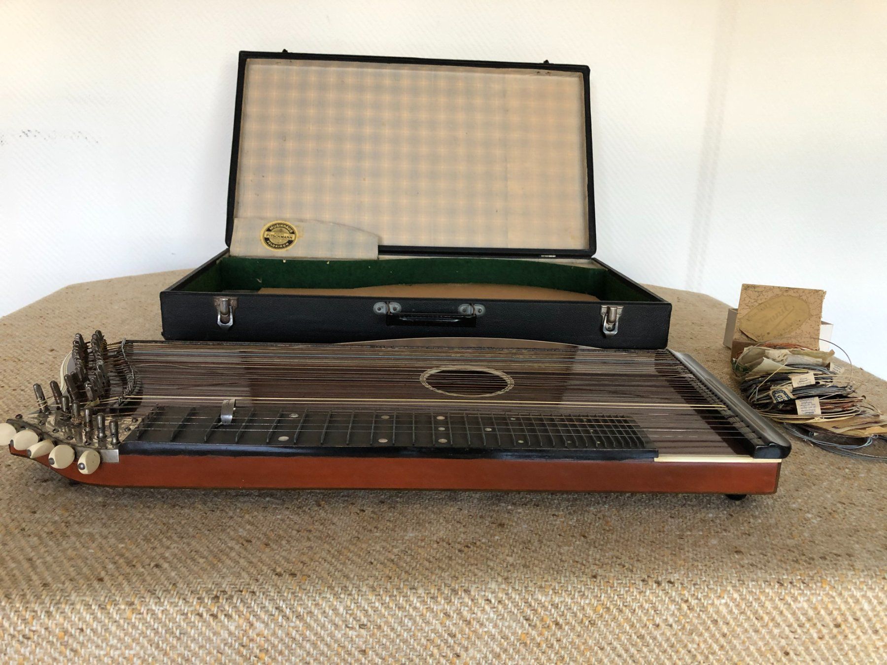 Strumenti musicali: Zither – Usato da Balzers venduto da Kubus28 5