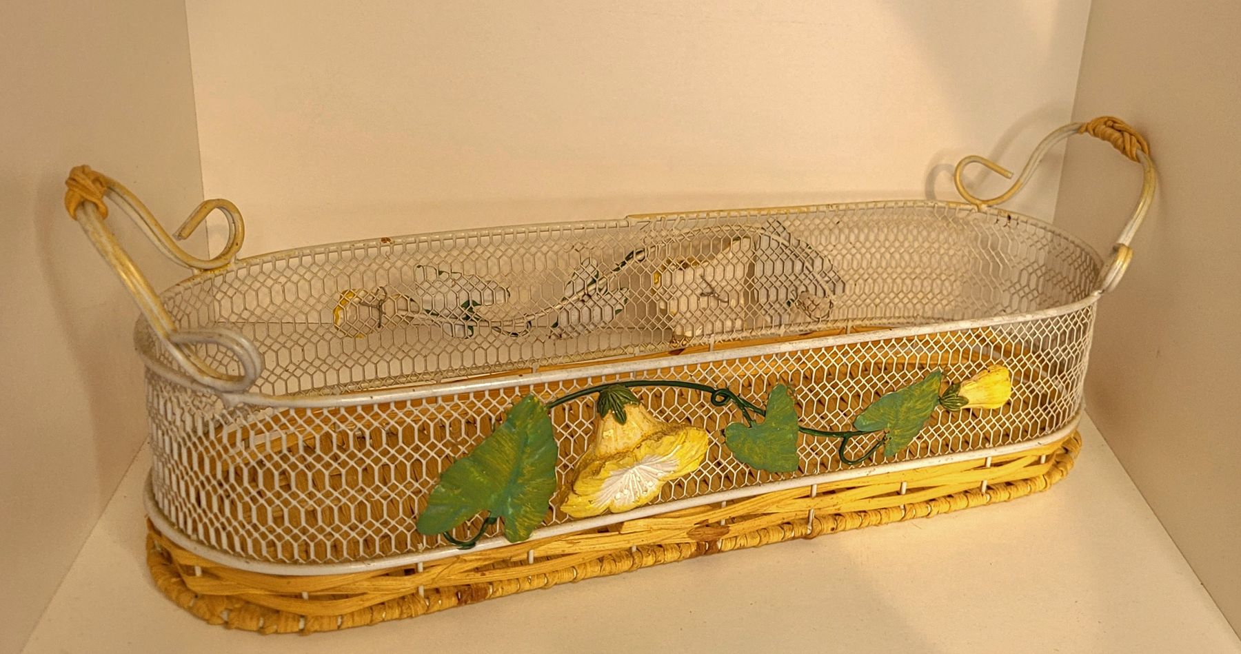 Altro in Antiquarato & Arte: Jolie corbeille métal/osier – Usato da Rocourt venduto da PapyCH