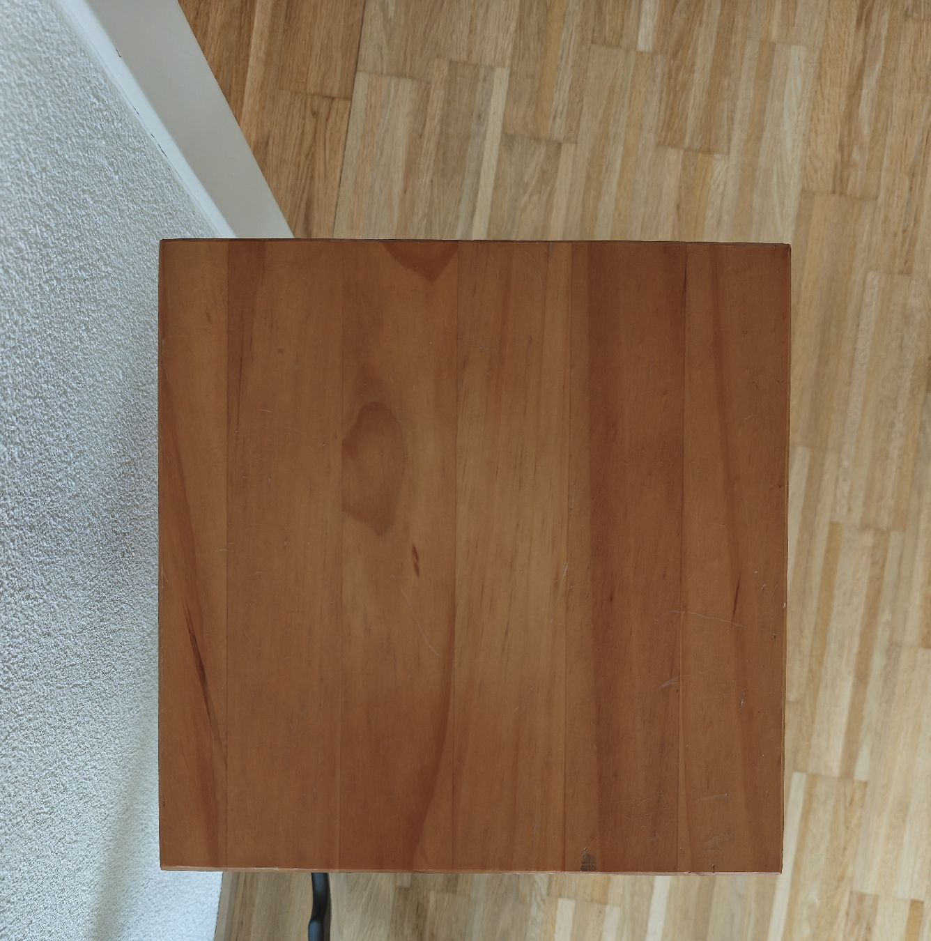 Nachttische: Nightstand/lobby shelf – Gebraucht aus Zürich von seconda_chance 3
