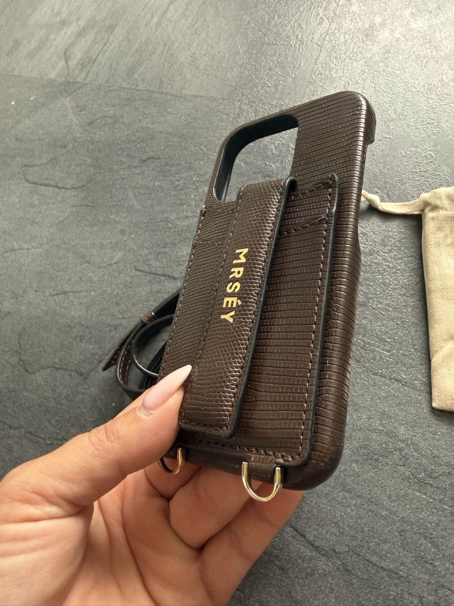 Apple Telefoni cellulari / Smartphones: MRSEY phone case with strap brown good condition – Usato da Boswil venduto da Tamara_Vanessa92 2