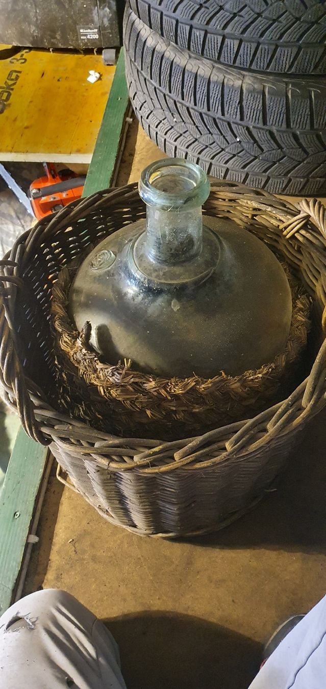 Bouteilles: korbflasche antik mit 15L prägung – D'occasion à Bad Ragaz par winston87