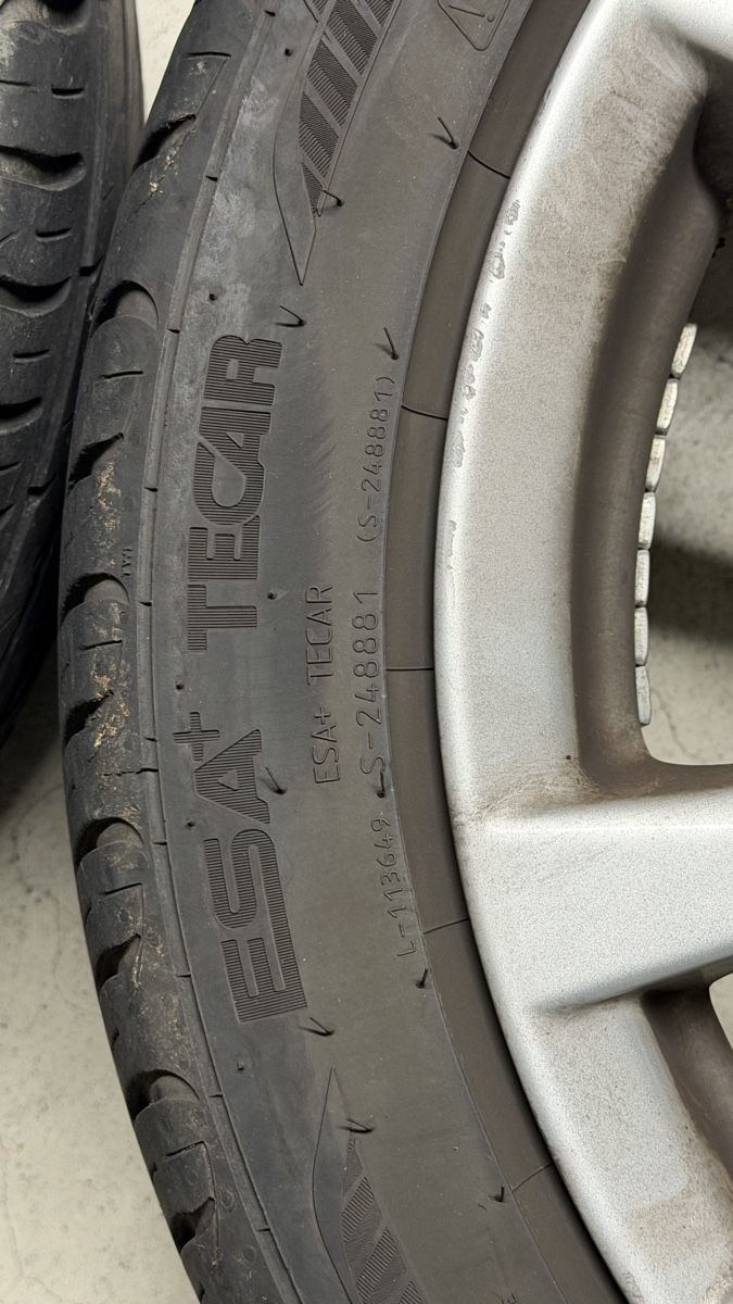 Pneumatici & Ruote complete: Mazda2 Sommerpneu mit Felgen – Usato da Oberägeri venduto da hae_52bq 3
