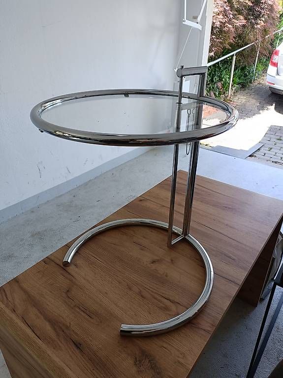 Tavoli: Original ClassiCon Adjustable Table E 1027 (Eileen Gray) – Usato da Riniken venduto da 7ch_bx5j