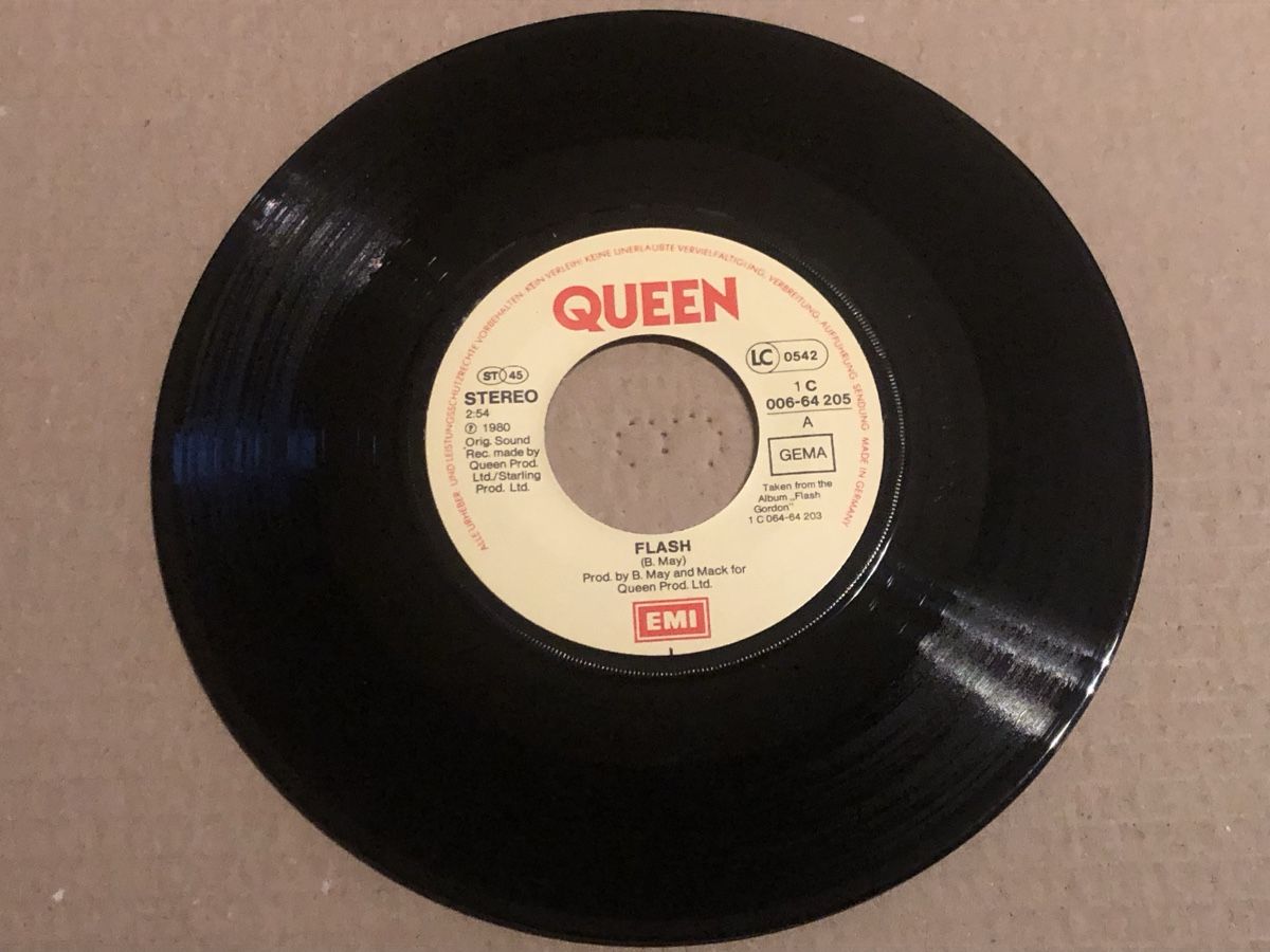 Schallplatten: Queen. 1980. Flash – Gebraucht aus Faulensee von Mizuno06 3