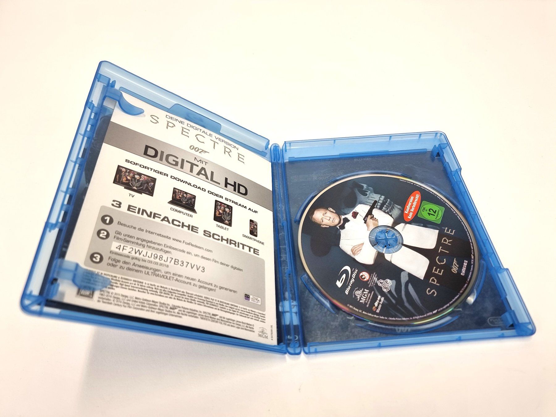 Tous les DVDs: Blu-Ray James Bond 007 Spectre – D'occasion à Urtenen-Schönbühl par Restwert_Schoenbuehl 1