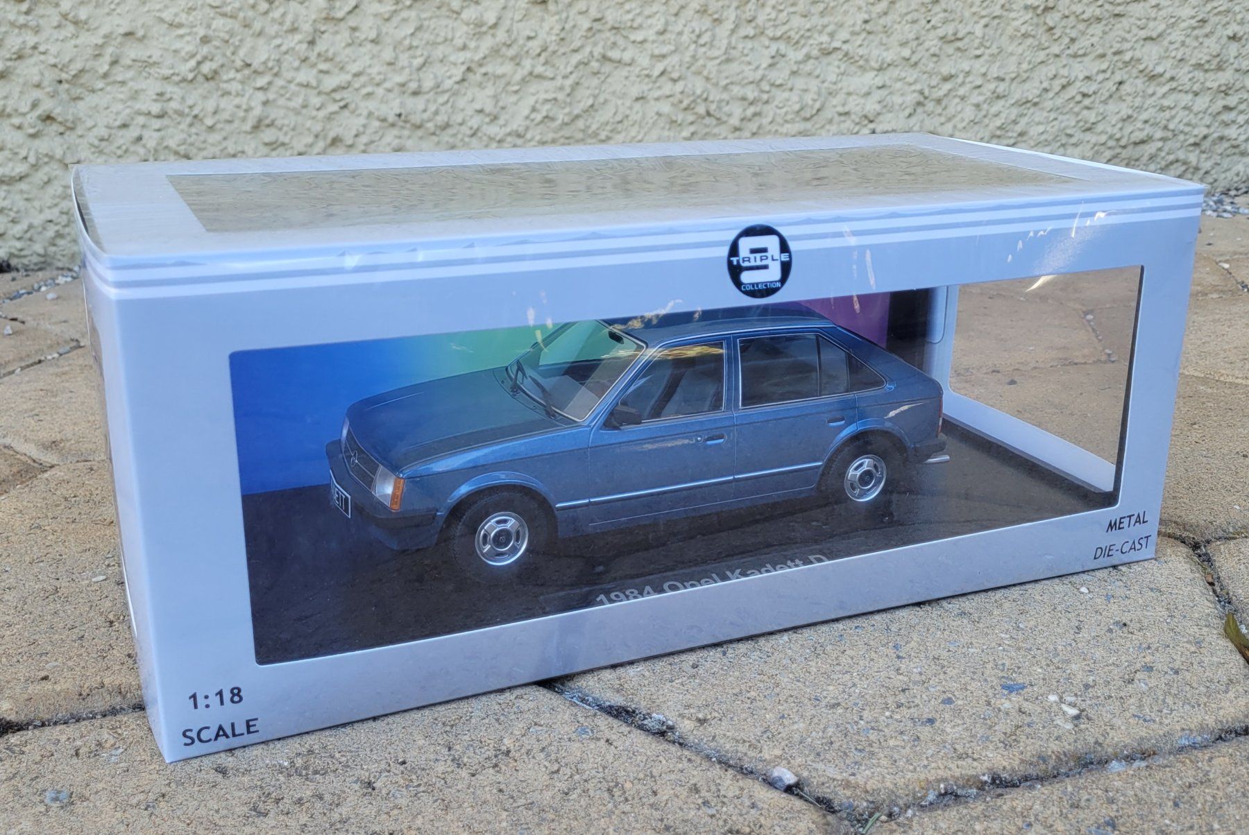 Opel Modellini d'auto: Opel Kadett D  1:18 Modellauto – Nuovo e nell'imballaggio originale da Wangen b. Olten venduto da Bonsai76
