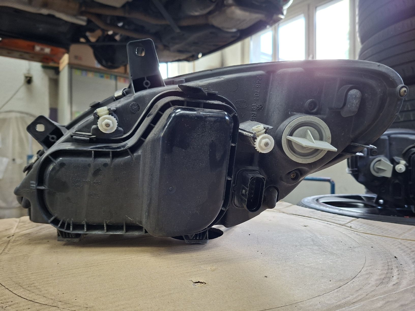 Mercedes-Benz Fari: Mercedes Vito/Viano Frontscheinwerfer – Usato da Schwarzenegg venduto da resu92 4