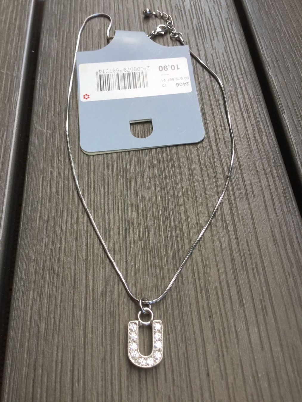 Catenine: Collier avec lettre prénom U & strass NEUF – Nuovo e nell'imballaggio originale da Agiez venduto da chouchanelle