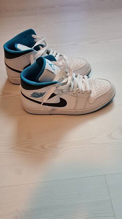 Herrenschuhe: Jordan 1 Laser Blue – Gebraucht aus Ruppoldsried von levgeni91