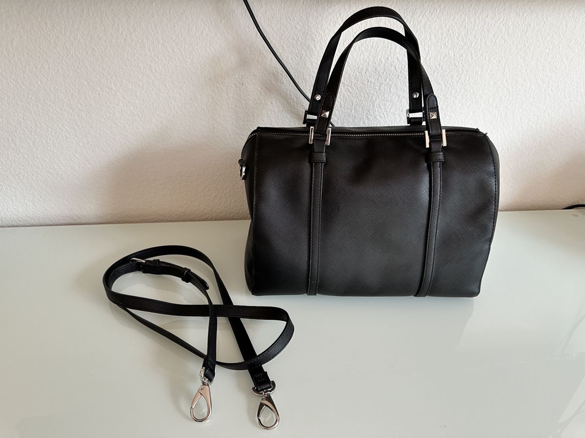 Taschen für Damen: Tasche Valentino – Gebraucht aus Winterthur von ca__tj5n 1
