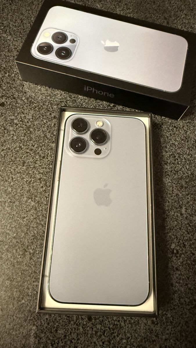 Apple Portables: iPhone 13Pro - 256GB – D'occasion à Langenthal par McQUEEN01