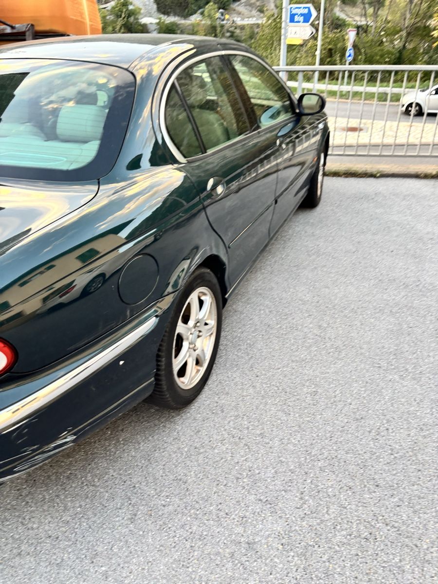 Jaguar Automobili: Jaguar – Usato da Varen venduto da Amandakuonen